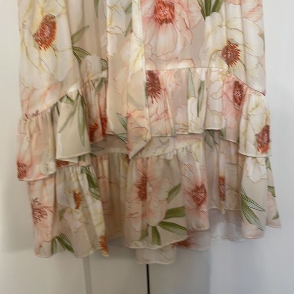 Floral dress - Picture 4 of 8